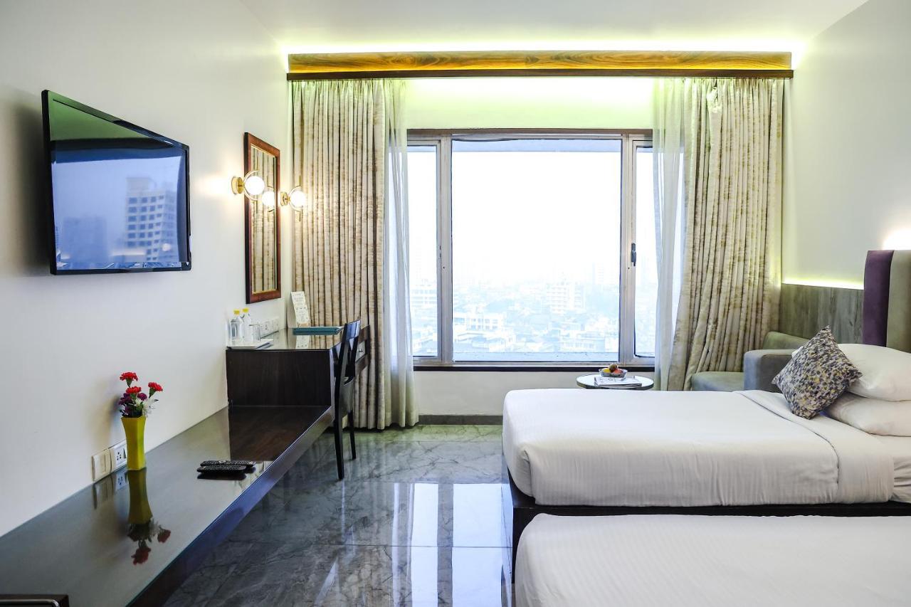 מומביי Krishna Palace Hotel מראה חיצוני תמונה