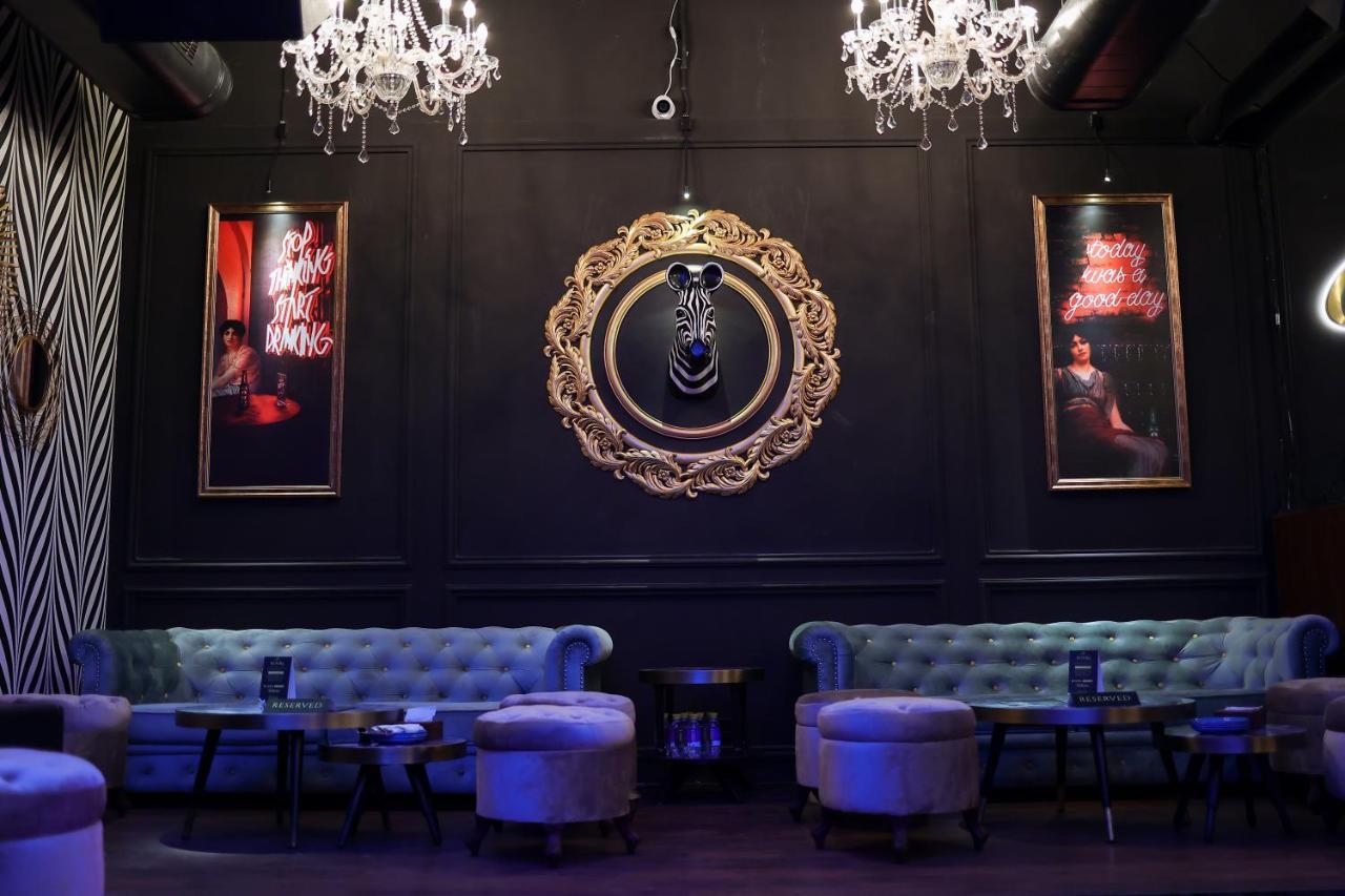 מומביי Krishna Palace Hotel מראה חיצוני תמונה