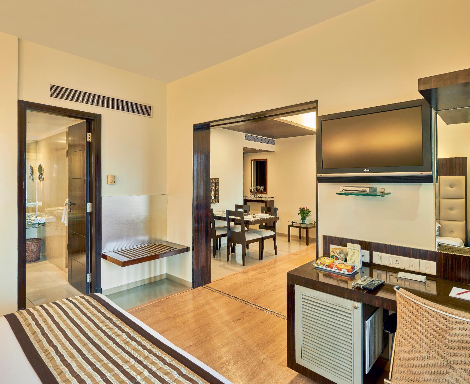 מומביי Krishna Palace Hotel מראה חיצוני תמונה